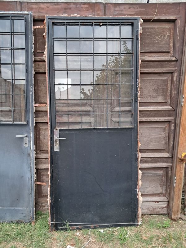 Item 883018 - Image 0