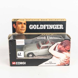 Lote anterior: Auto Aston Martin DBS de la película Goldfinger escala 1/36 colección Corgi en su caja original.