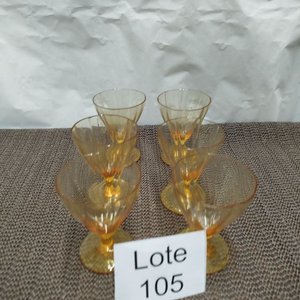 Lote siguiente: Seis Copas de Cristal Color Ámbar para Postre o Helado