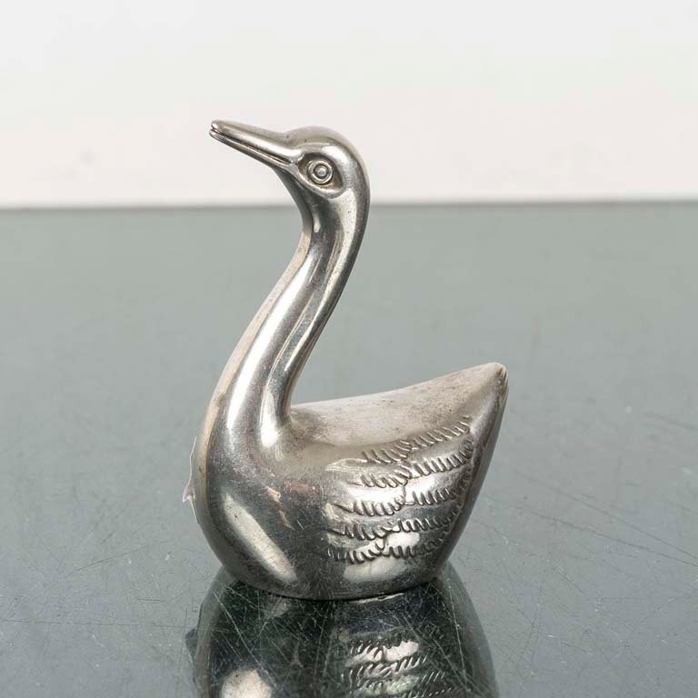 Destapador de Metal con Forma de Ave Cisne Plateado