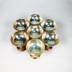 Lote siguiente: Set de 7 Copas de Metal EPNS Estilo Vintage