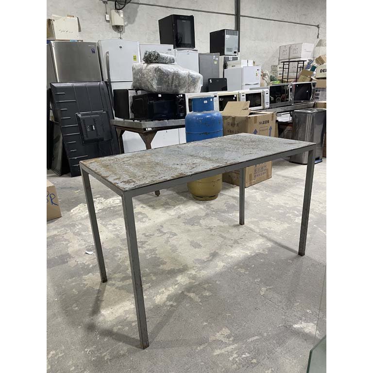 Mesa de Hierro Industrial Rectangular