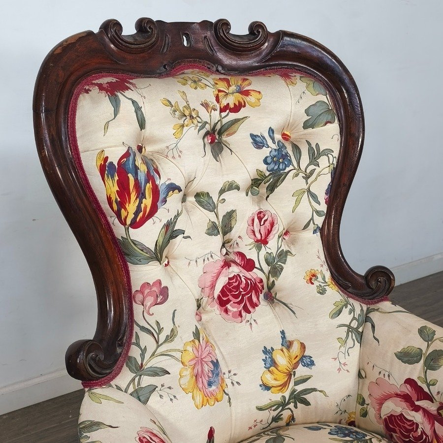 Sillón victoriano de estilo clásico con tapizado floral - imagen 6