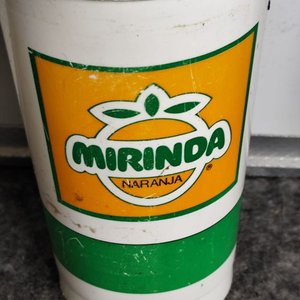 Vaso de Vidrio Mirinda Naranja Años 90 con Personajes de Looney Tunes - imagen 3