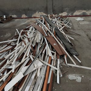 Lote anterior: Lote de Perfiles y Recortes Metálicos y Plásticos Varios