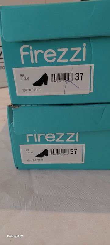 Zapatos de tacón alto negro - imagen 4