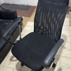 Lote anterior: Silla escritorio 