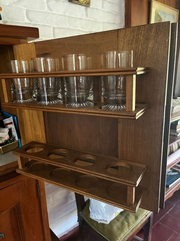 Mueble estilo CLÁSICO - BAR - imagen 2