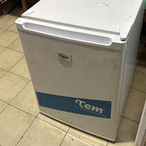 Lote siguiente: Frigobar Chico Tem Blanco