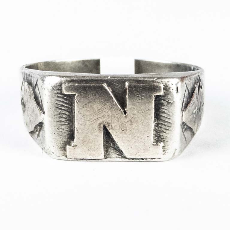 Lote anterior: Anillo de plata en excelente condición