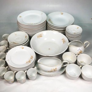 Set de Porcelana Olmos Blanca Floral: Fuentes, Platos, Tazas y Más (67 Piezas) - imagen 2