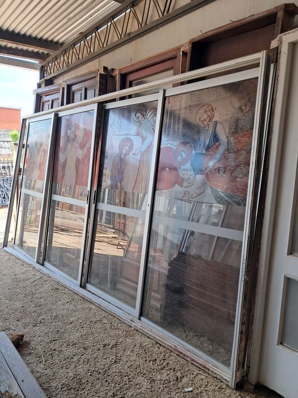 Puerta de ventana corrediza en aluminio - imagen 2