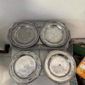 Lote de 5 Bandejas de Peltre Antiguas - imagen 1