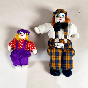 Lote anterior: Dos Muñecos de Porcelana con Caras de Payaso
