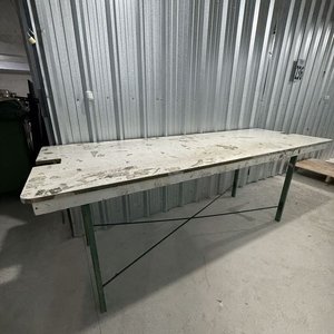 Mesa de Trabajo Grande con Tapa Blanca y Estructura Metálica - imagen 5