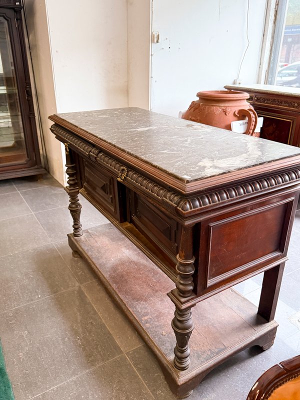 Mesa Auxiliar Antigua con Tapa de Mármol y Detalles Tallados - imagen 1