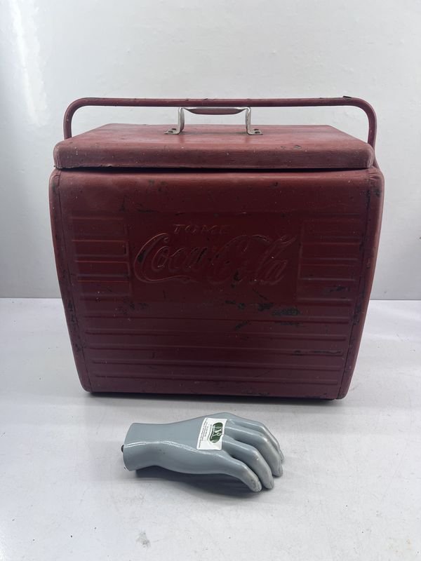 Heladera Coca-Cola Antigua con Destapador Metálico