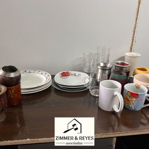 Lote de Vajilla y Tazas Varias - imagen 4