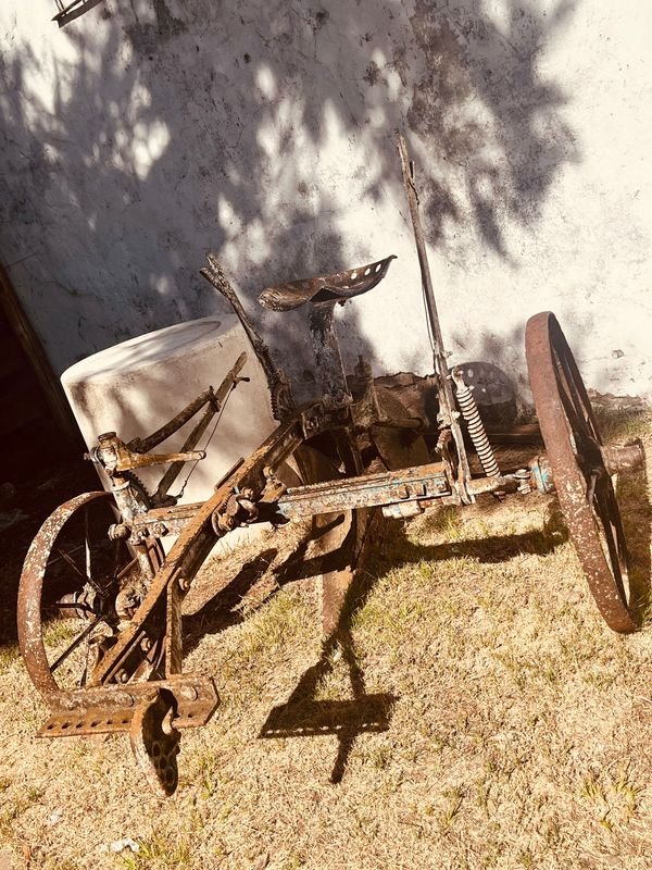 Item 882740 - Image 1