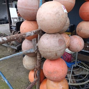 Lote siguiente: Lote de 10 Boyas Náuticas de Plástico, Diámetro 20 cm