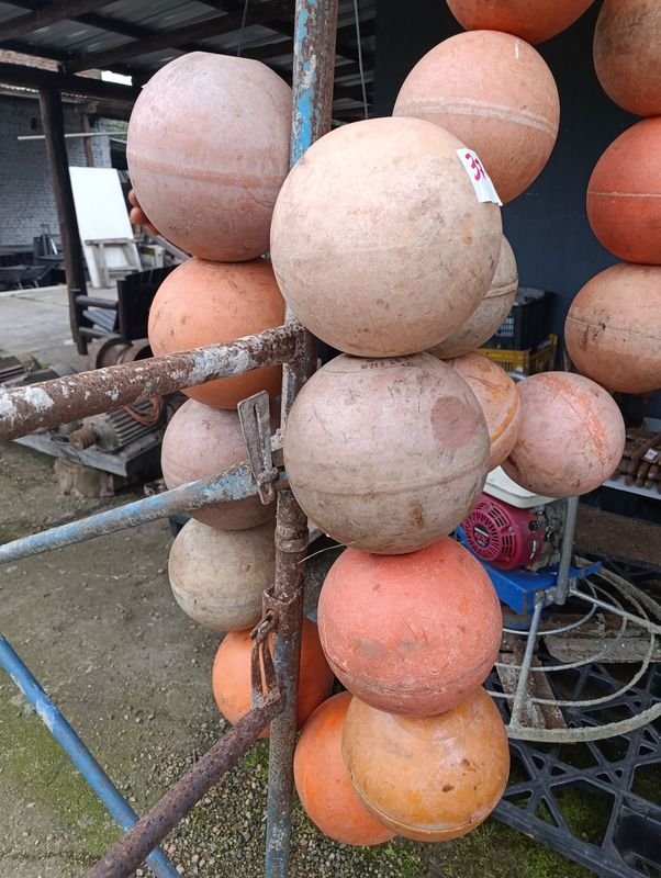 Lote de 10 Boyas Náuticas de Plástico, Diámetro 20 cm