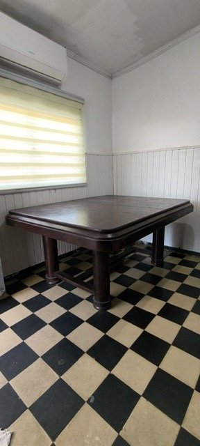 Mesa de comedor grande para sala - imagen 3