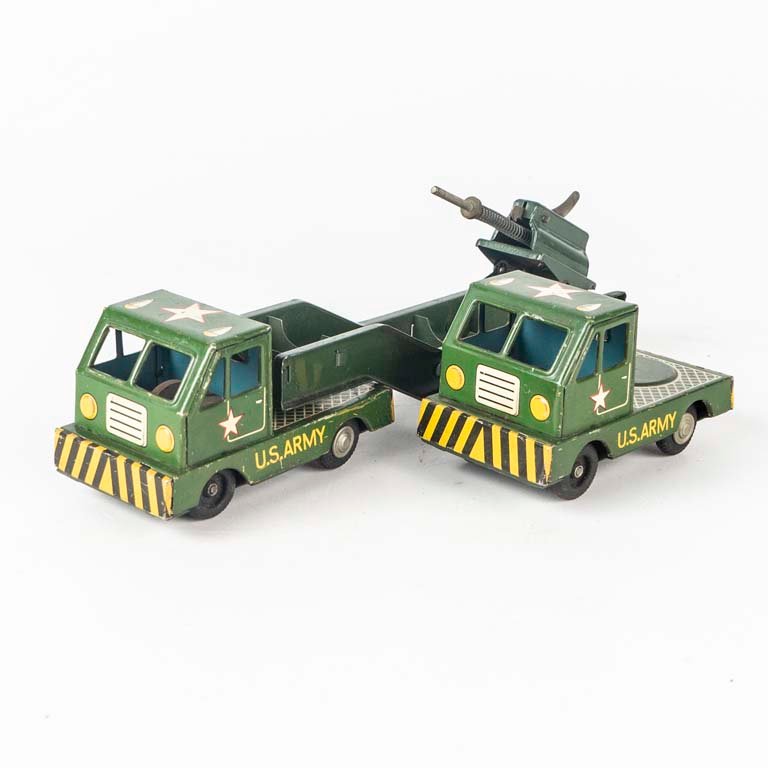 Dos Camiones de Chapa Litografiada Ejército de EE.UU. con Zorra