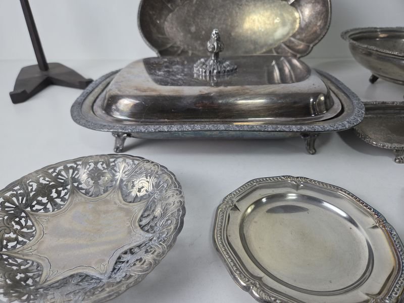 Accesorios de mesa y decoración en plata y metal - imagen 15