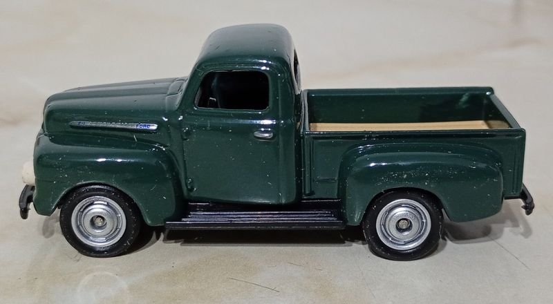 Item 842833 - Image 1