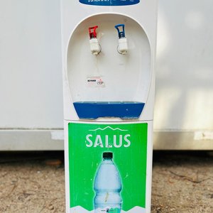 Lote anterior: Dispensador de Agua Blanca Salus