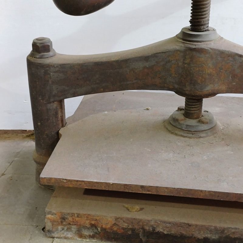 Item 900091 - Image 1