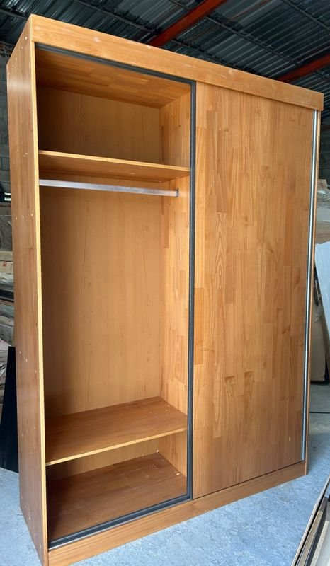 Puertas de armario y gabinete de madera - imagen 3