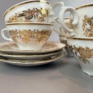 Juego de Tazas de Té de Porcelana Alemana Winterling Bavaria con Diseño Dorado - imagen 2
