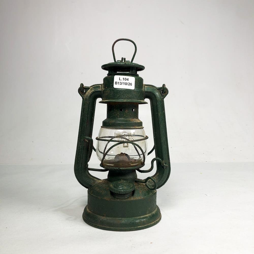 Farol a Kerosene Vintage de Chapa Verde - 20 cm