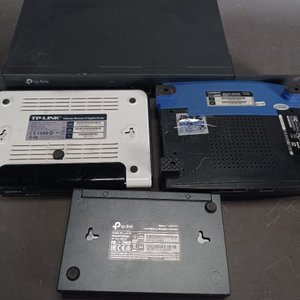 Lote de 4 Dispositivos de Red: 3 Tp-Link y 1 Linksys - imagen 6