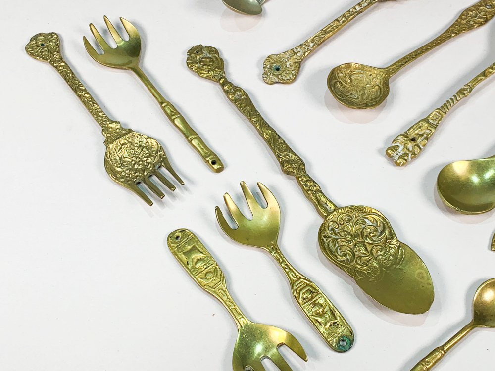 Utensilios de cocina en bronce antiguos - imagen 4