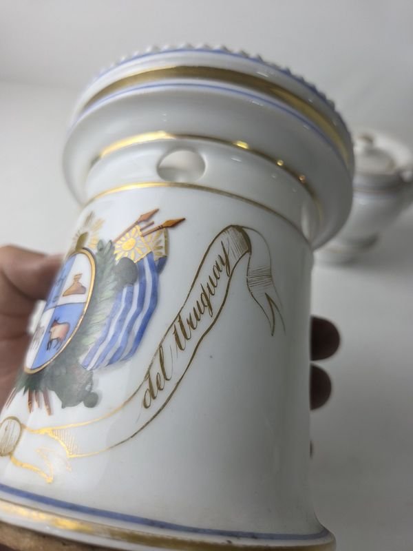 Tizanera en porcelana con antiguo escudo de la ROU pintada a mano - imagen 5
