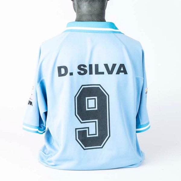 Camiseta de la Selección de Uruguay de utilería marca L-SPORTO N°9 de Darío Silva - imagen 2