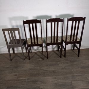 Lote de Cuatro Sillas de Madera con Tapizado Desgastado - imagen 7