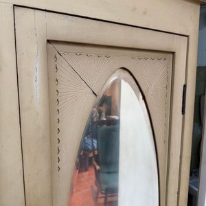 Ropero Antiguo de Roble Pintado con Espejo Ovalado y Cajones - imagen 6