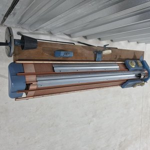 Máquina de Tejer Doméstica Azul MAGITEX con Base Rústica - imagen 3