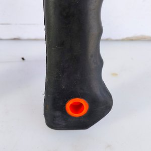 Dos Martillos de Carpintero con Mango Naranja - imagen 3
