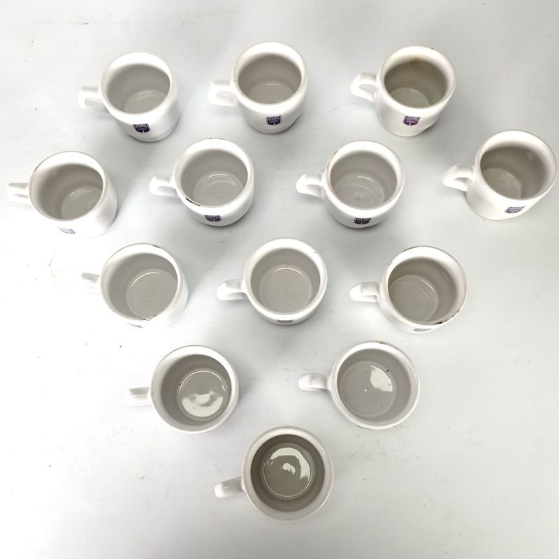 Tazas y tazones de cerámica con logo de la Casa Violeta - imagen 3