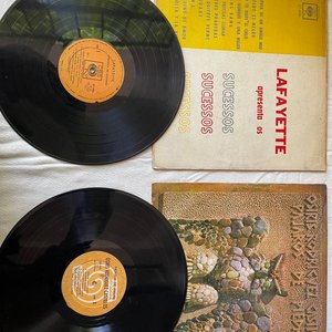 Lote anterior: Lote de Discos de Vinilo Usados: Lafayette y Osiris Rodríguez Castillos