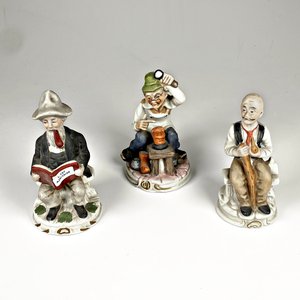 Lote anterior: Dos Figuras de Biscuit de Personajes Artesanales, 15 cm