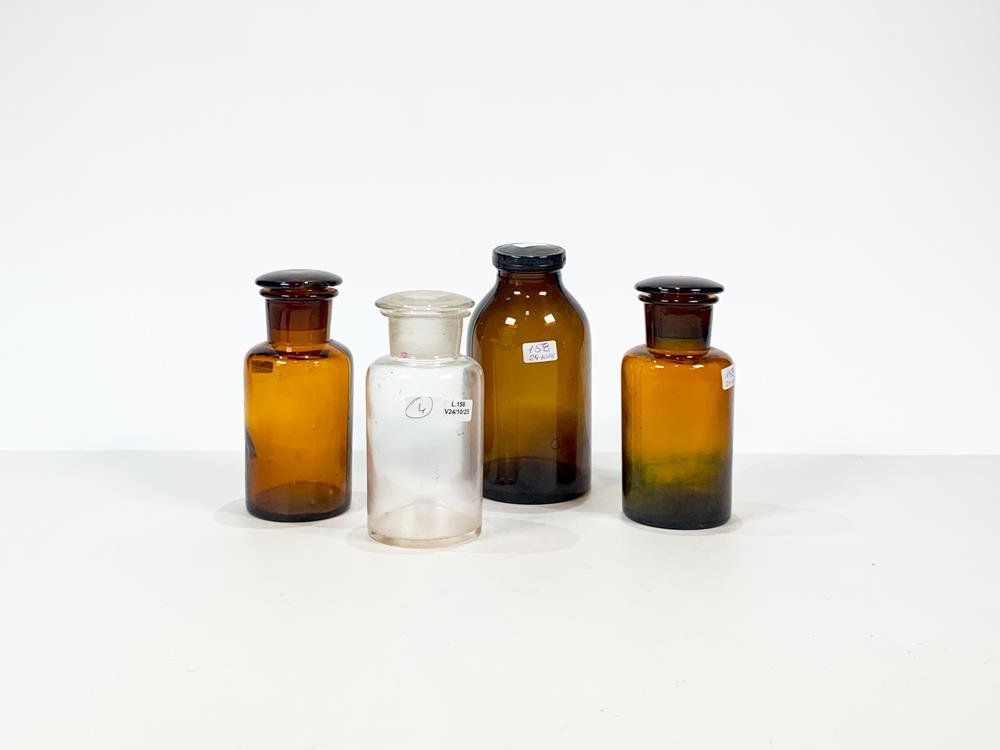 Lote de 4 Frascos de Vidrio Ámbar y Hialino para Farmacia