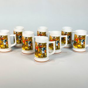 Jarras de Cerveza de Vidrio Blanco con Decoración de Personajes (Set de 8) - imagen 1