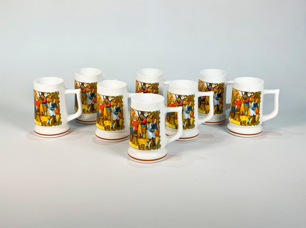 Jarras de Cerveza de Vidrio Blanco con Decoración de Personajes (Set de 8)