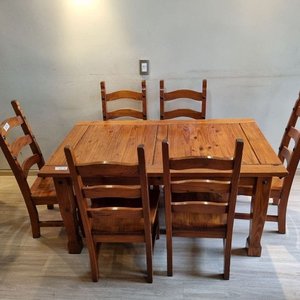 Juego de Comedor Rústico: Mesa de Pino con 6 Sillas Estilo Escalera - imagen 5