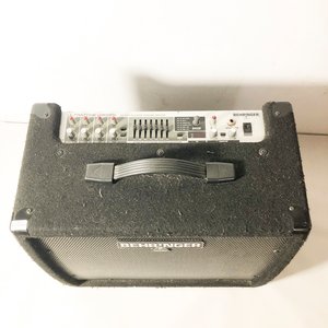 Amplificador de Bajo Behringer Ultratone K1800FX - imagen 3